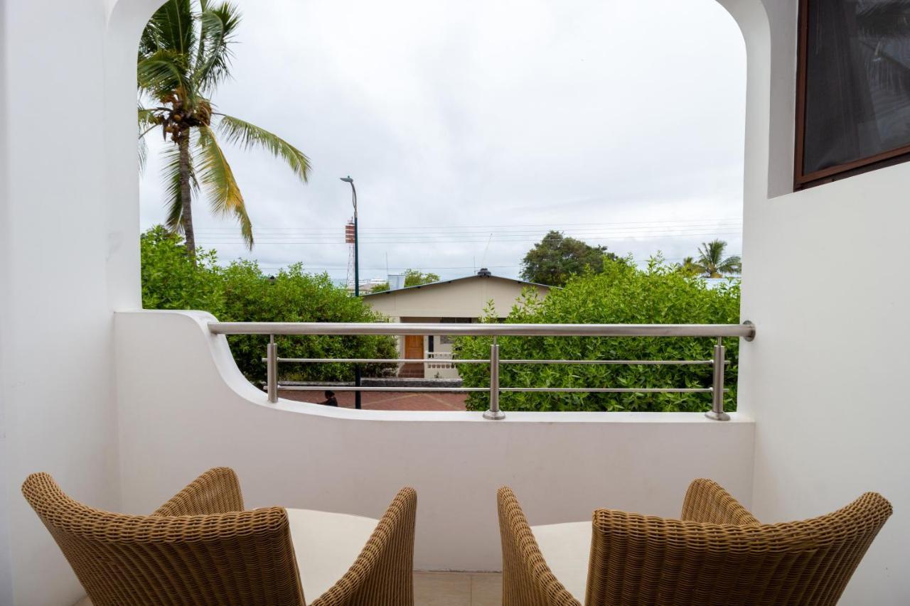 Galapagos Apartments - Bay View House Puerto Ayora  Zewnętrze zdjęcie
